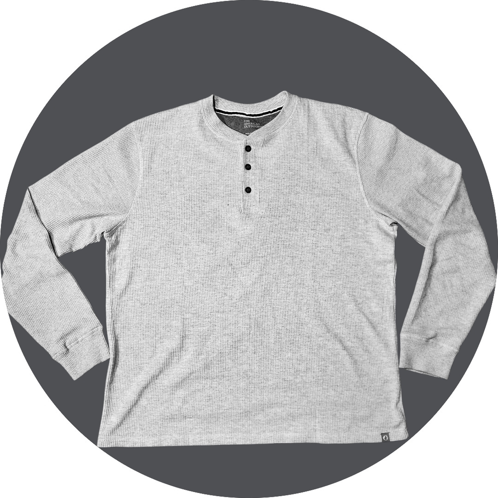 Classic Long Sleeve Henley Shirt in Light Gray Waffel Shirt Cropped Custom